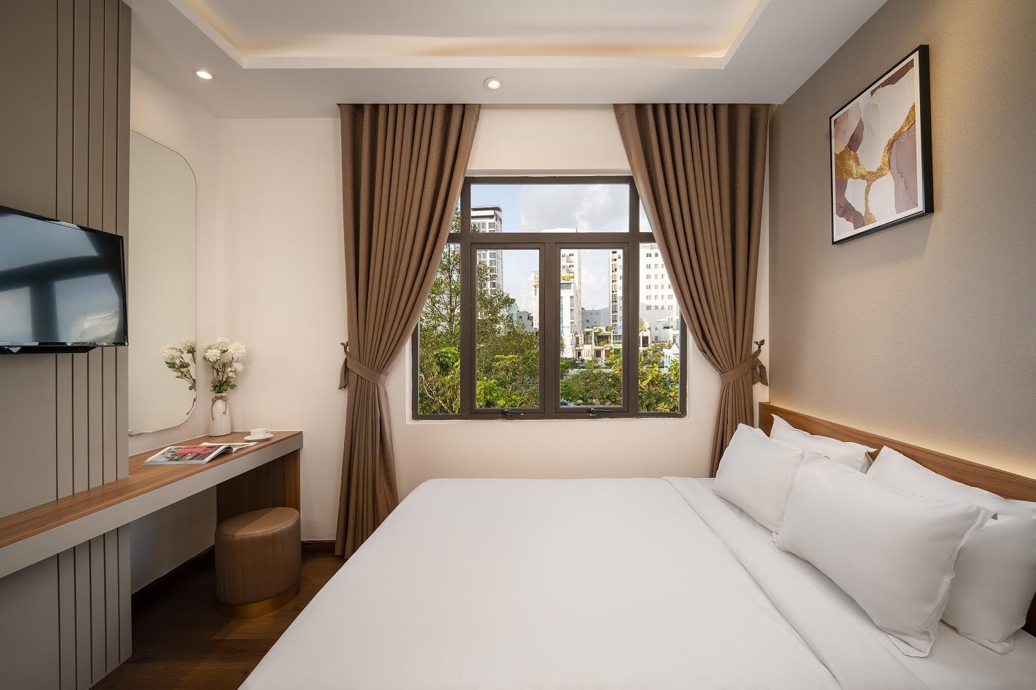 Duong Gia Hotel Dn By - Bay Luxury Da Nang Exterior photo